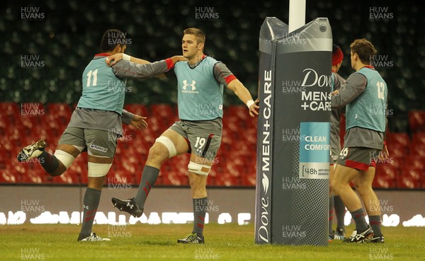 081113  - Wales Captain Run - Dan Lydiate   