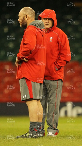 081113  - Wales Captain Run - Warren Gatland   