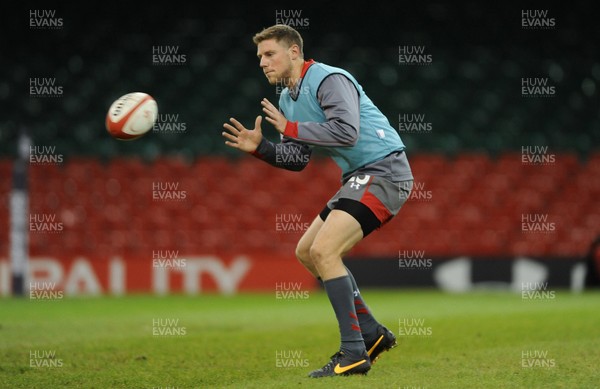 081113 - Wales Rugby Training -Rhys Priestland during training