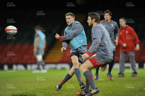 081113 - Wales Rugby Training -Rhys Priestland during training