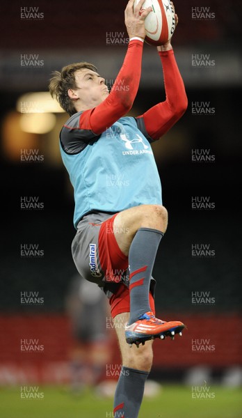 081113 - Wales Rugby Training -Liam Williams during training