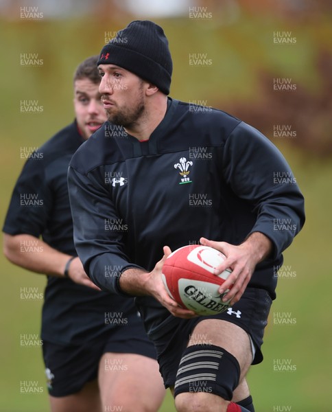 081118 - Wales Rugby Training - Justin Tipuric during training