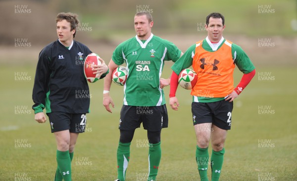 09.02.10 - Wales Rugby Training - Martin Roberts, Richie Rees and Gareth Cooper during training. 