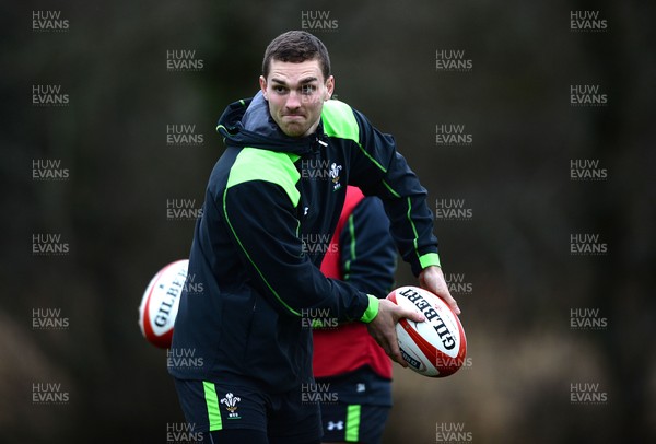 090315 - Wales Rugby Training -George North during training