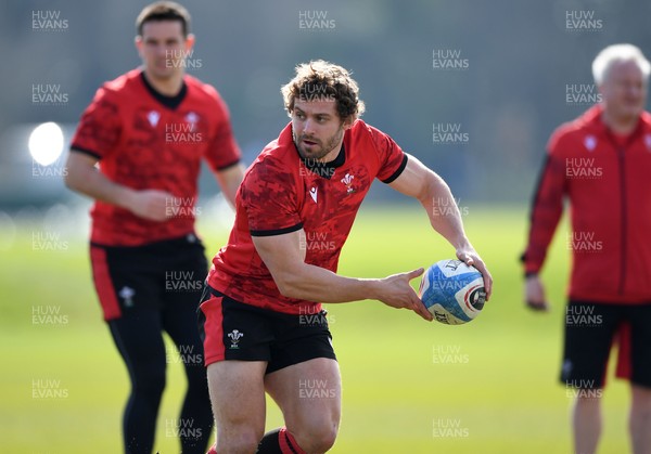090321 - Wales Rugby Training - Leigh Halfpenny during training
