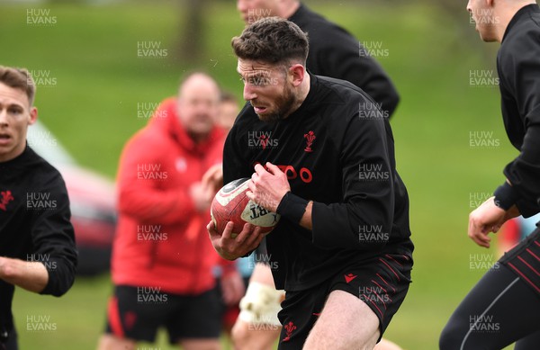 090322 - Wales Rugby Training - Alex Cuthbert during training