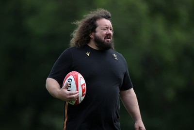 090625 - Wales Rugby Training - Adam Jones, Scrum Coach during training