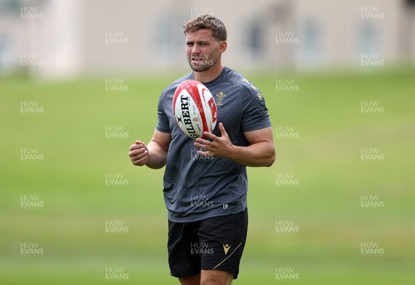 090625 - Wales Rugby Training - Leigh Halfpenny, Skills Coach during training
