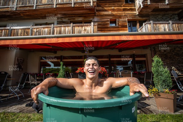 090723 - Wales Rugby World Cup Training camp in Fiesch, Switzerland - Louis Rees-Zammit in the ice bath