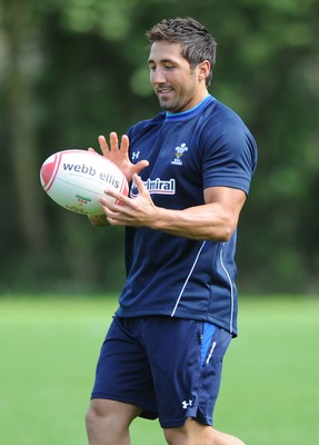 09.08.11 - Wales Rugby Training - Gavin Henson during training. 