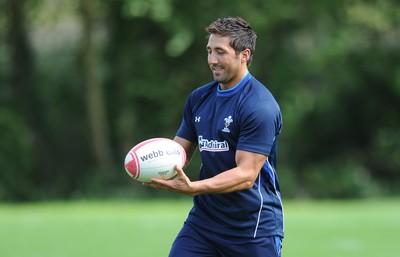 09.08.11 - Wales Rugby Training - Gavin Henson during training. 