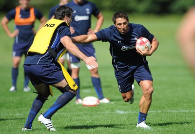 09.08.11 - Wales Rugby Training - Gavin Henson during training. 