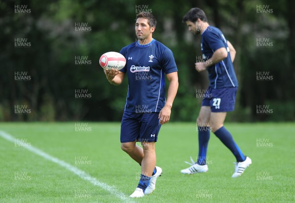 09.08.11 - Wales Rugby Training - Gavin Henson during training. 