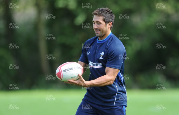09.08.11 - Wales Rugby Training - Gavin Henson during training. 