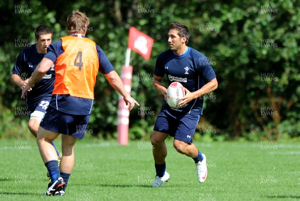 09.08.11 - Wales Rugby Training - Gavin Henson during training. 