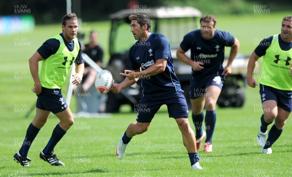 09.08.11 - Wales Rugby Training - Gavin Henson during training. 