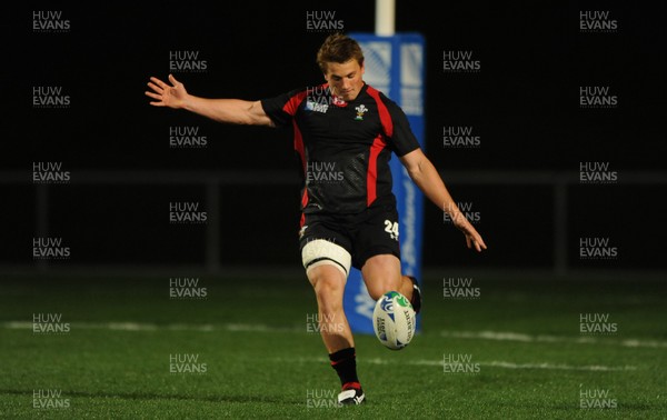 09.09.11 - Wales Rugby Training - Jonathan Davies during training. 