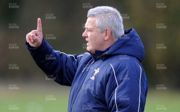 09.11.10 - Wales Rugby Training - Wales head coach Warren Gatland during training. 