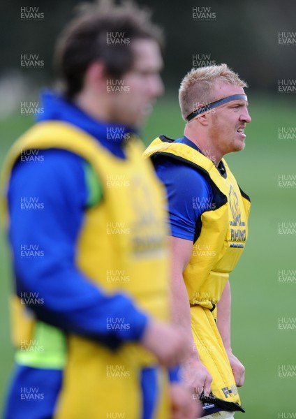 09.11.10 - Wales Rugby Training - Ryan Jones and Andy Powell during training. 