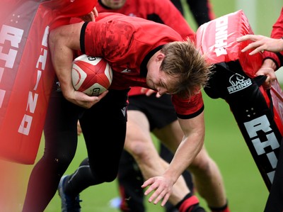 091120 - Wales Rugby Training - Nick Tompkins during training