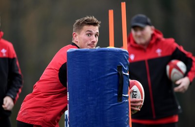 091120 - Wales Rugby Training - Jonathan Davies during training