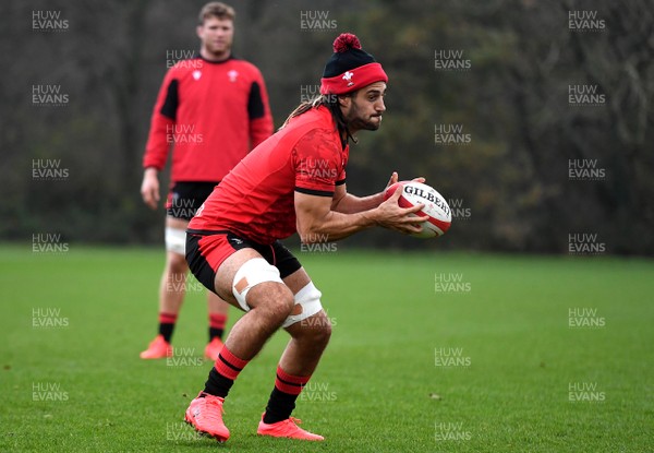 091120 - Wales Rugby Training - Josh Navidi during training