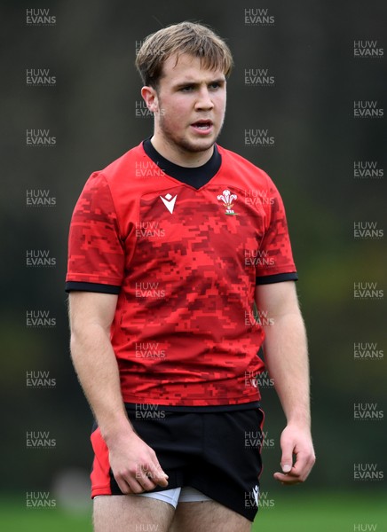 091120 - Wales Rugby Training - Ioan Lloyd during training