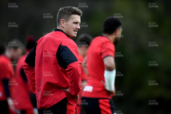 091120 - Wales Rugby Training - Jonathan Davies during training