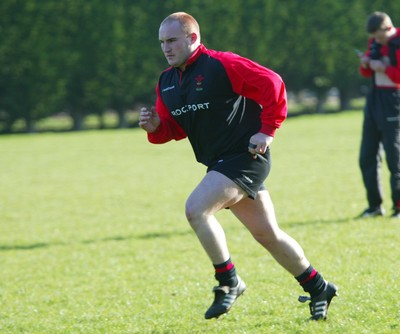 100203 - Wales Rugby Training - Gareth Williams in training