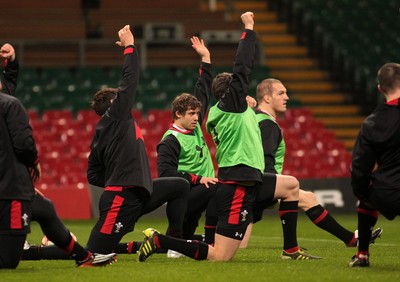 100212 Wales Squad Training - RBS 6 Nations Championship- Wales' Leigh Halfpenny(C) warms up