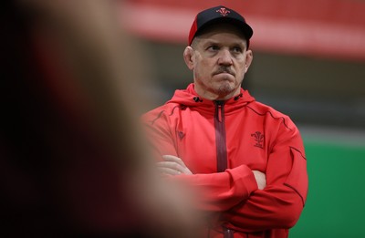100226 - Wales Rugby Training - New scrum coach Paul James during training