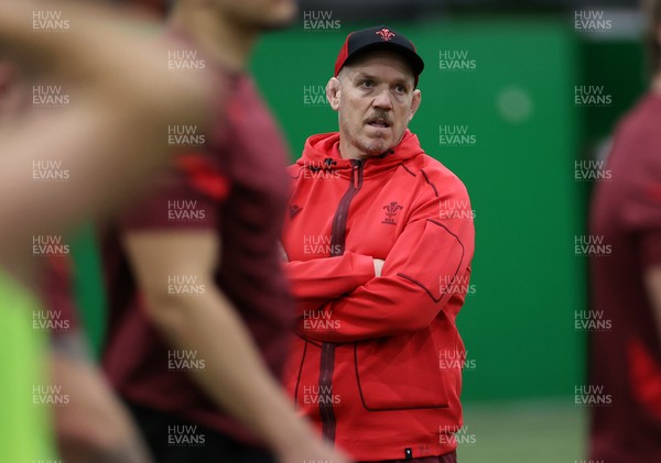 100226 - Wales Rugby Training - New scrum coach Paul James during training