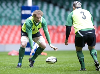 10.03.09 - Wales Rugby Training - Alun Wyn Jones in action during training. 