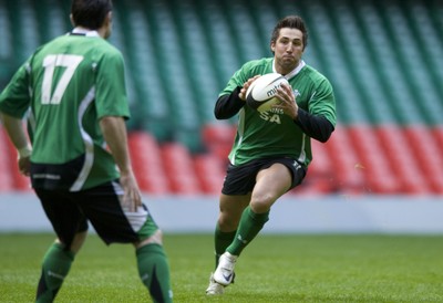 10.03.09 - Wales Rugby Training - Gavin Henson in action during training. 