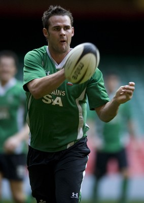 10.03.09 - Wales Rugby Training - Lee Byrne in action during training. 