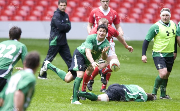 10.03.09 - Wales Rugby Training - Mike Phillips in action during training. 