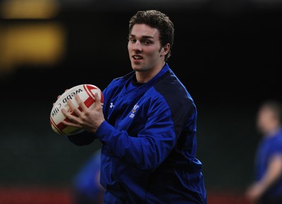 Wales Rugby Training 100311