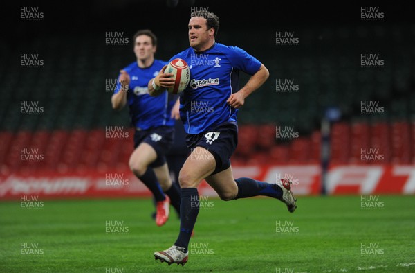 10.03.11 - Wales Rugby Training - Jamie Roberts during training. 