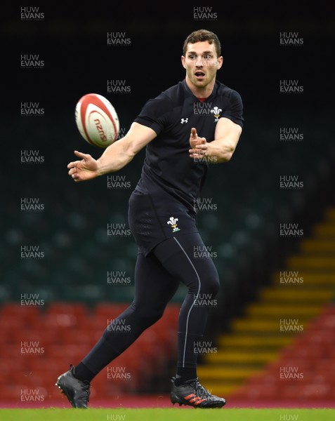 100318 - Wales Rugby Training - George North during training