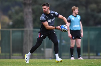 100323 - Wales Rugby Training - Rhys Webb during training