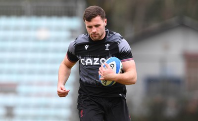 100323 - Wales Rugby Training - Mason Grady during training