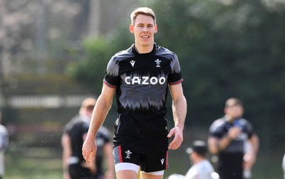 100323 - Wales Rugby Training - Liam Williams during training