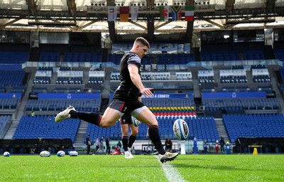 100323 - Wales Rugby Training - Joe Hawkins during training