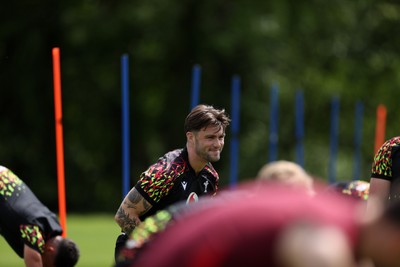 100626 - Wales Rugby Training - Joe Roberts during training