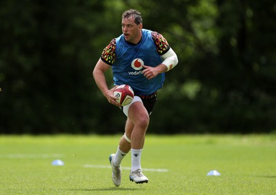 100626 - Wales Rugby Training - Ryan Elias during training