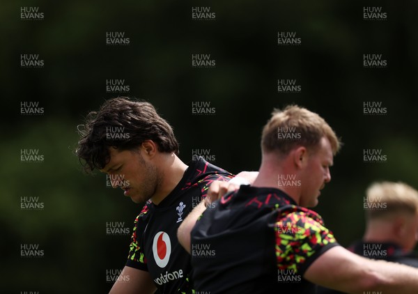 100626 - Wales Rugby Training - Teddy Williams and Dewi Lake during training