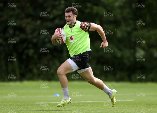 100626 - Wales Rugby Training - Joe Roberts during training