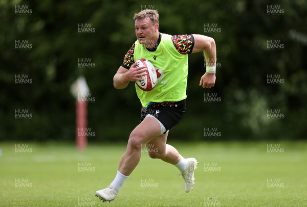 100626 - Wales Rugby Training - Dewi Lake during training