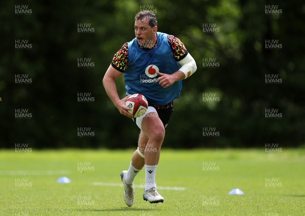 100626 - Wales Rugby Training - Ryan Elias during training