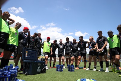 100725 - Wales Rugby Training in the final week of their tour to Japan - Team huddle